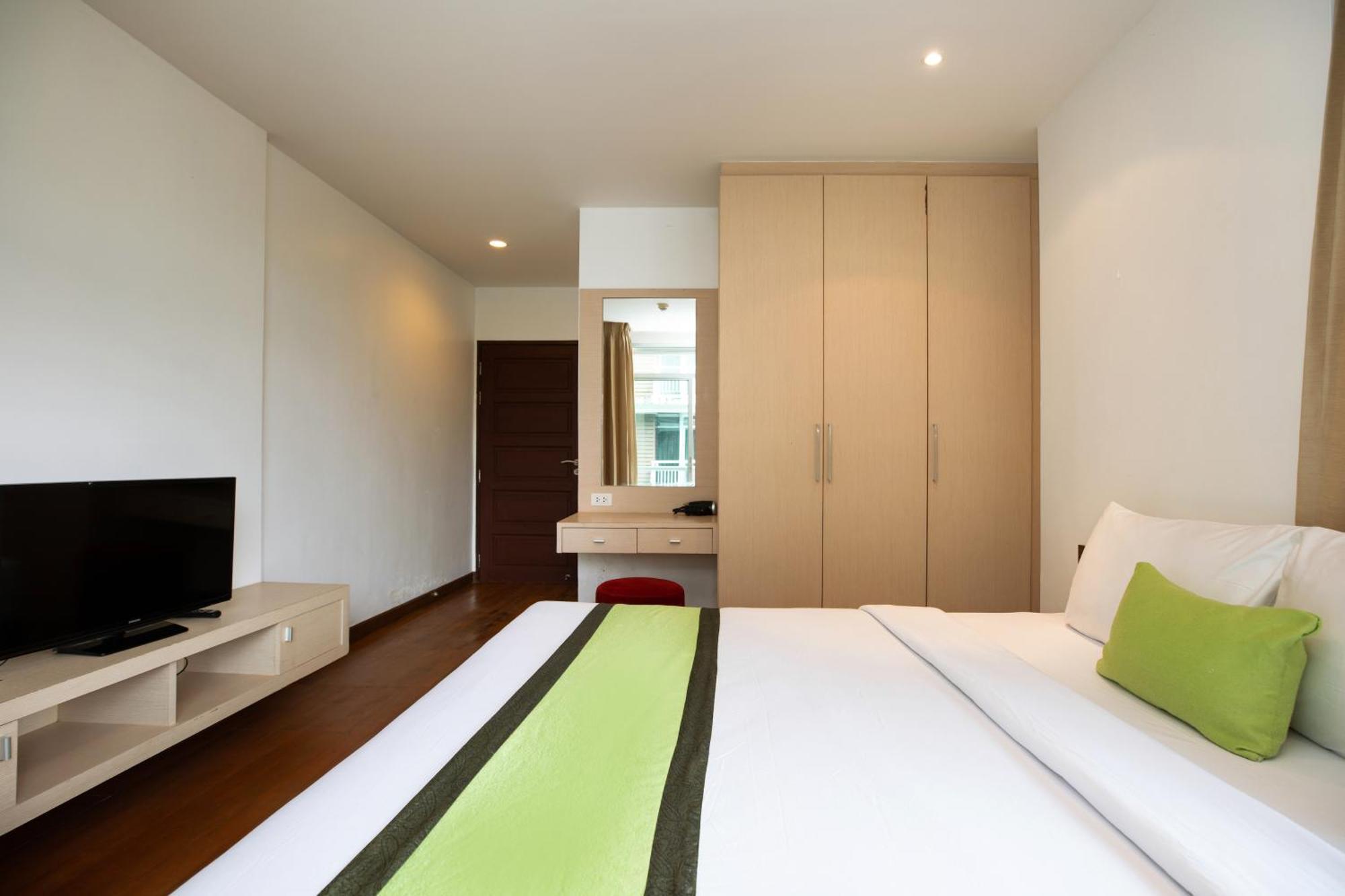 Icheck Inn Residences Patong Eksteriør billede